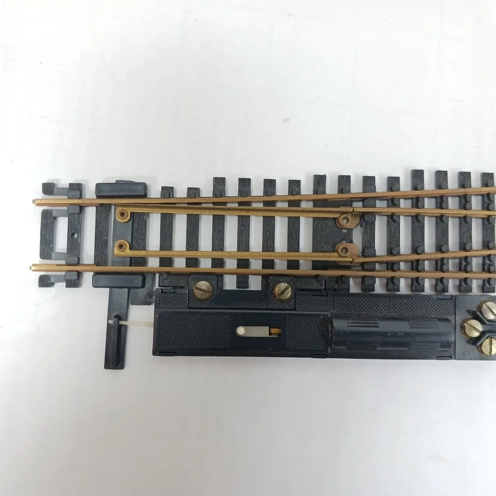 2 Atlas HO Scale Remote Left Hand Switch Track Brass Rail Model Railroad Turnout